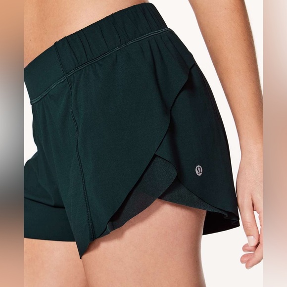 Lululemon Home Stretch Short 3" - Picture 2 of 3